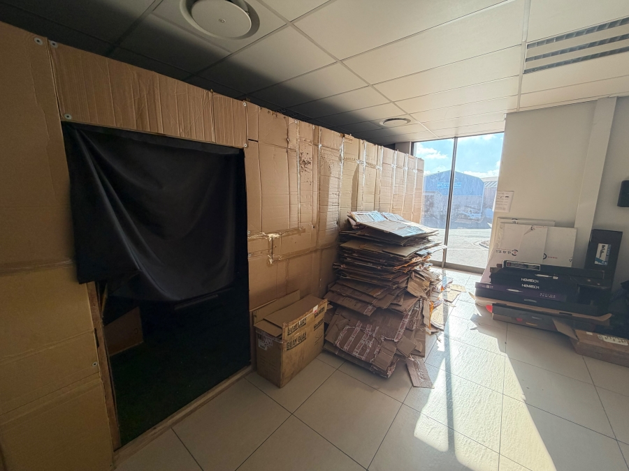 To Let Commercial Property for Rent in Stikland Industrial Western Cape